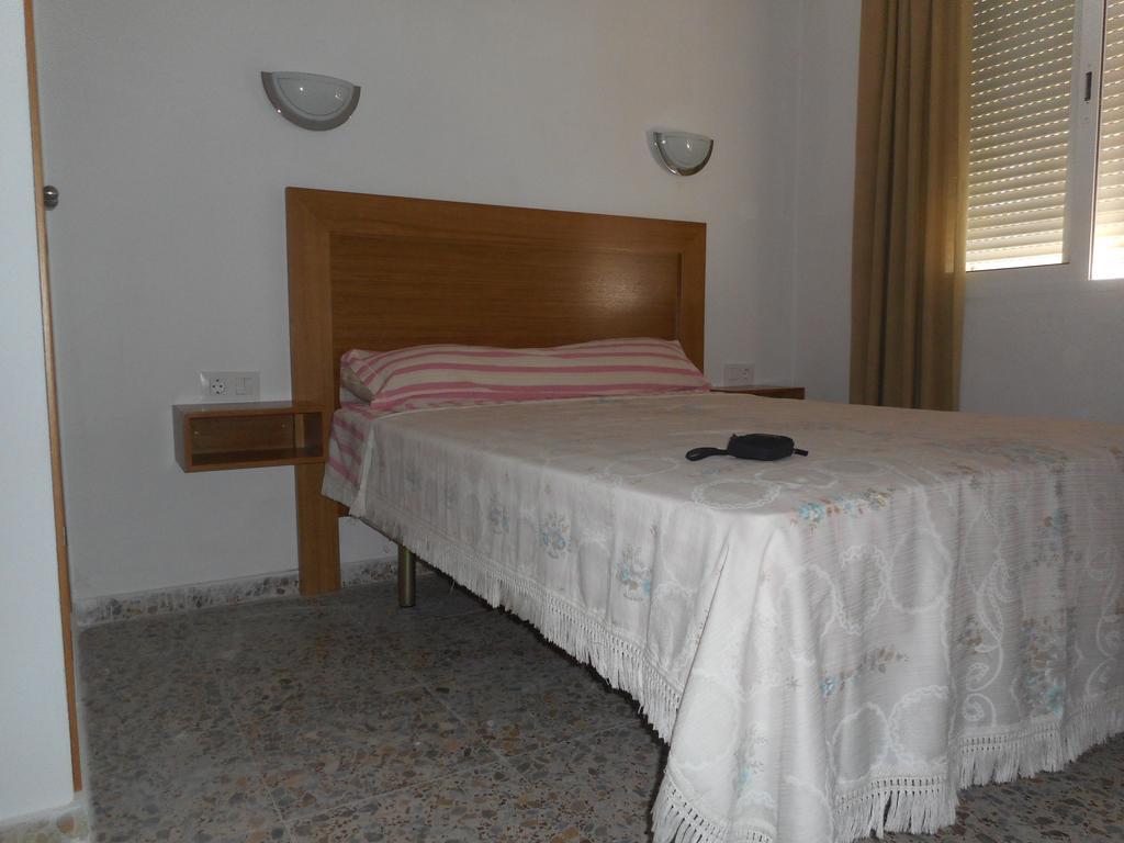 Hostal Paco Pepe Conil De La Frontera Bilik gambar