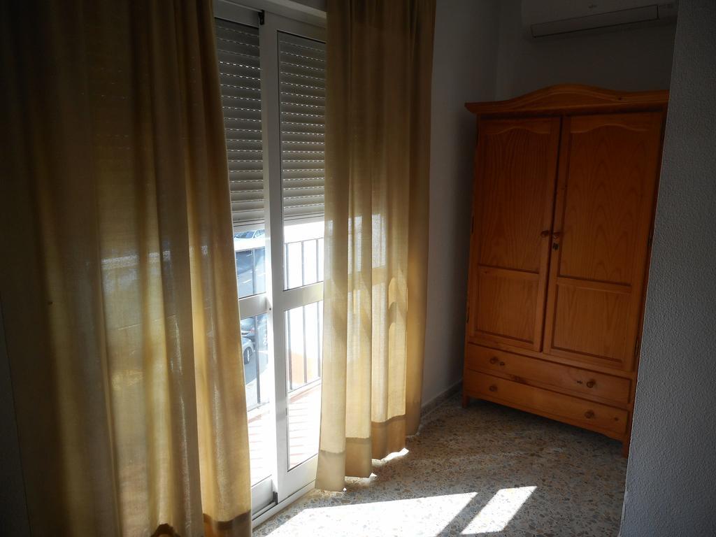 Hostal Paco Pepe Conil De La Frontera Bilik gambar