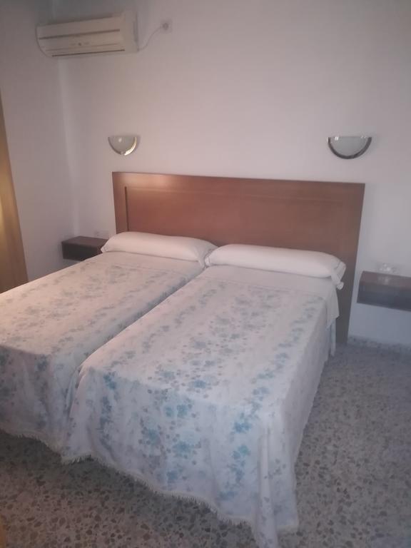 Hostal Paco Pepe Conil De La Frontera Luaran gambar